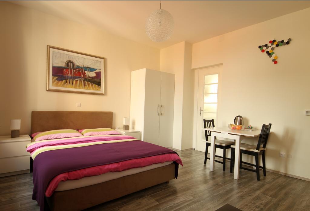 Studio Dolac Centar Загреб Екстериор снимка